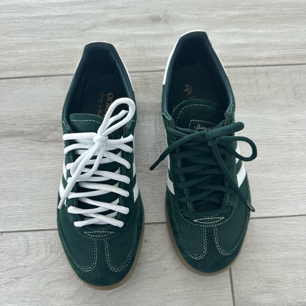 Sporty and rich adidas green and white Sneakers